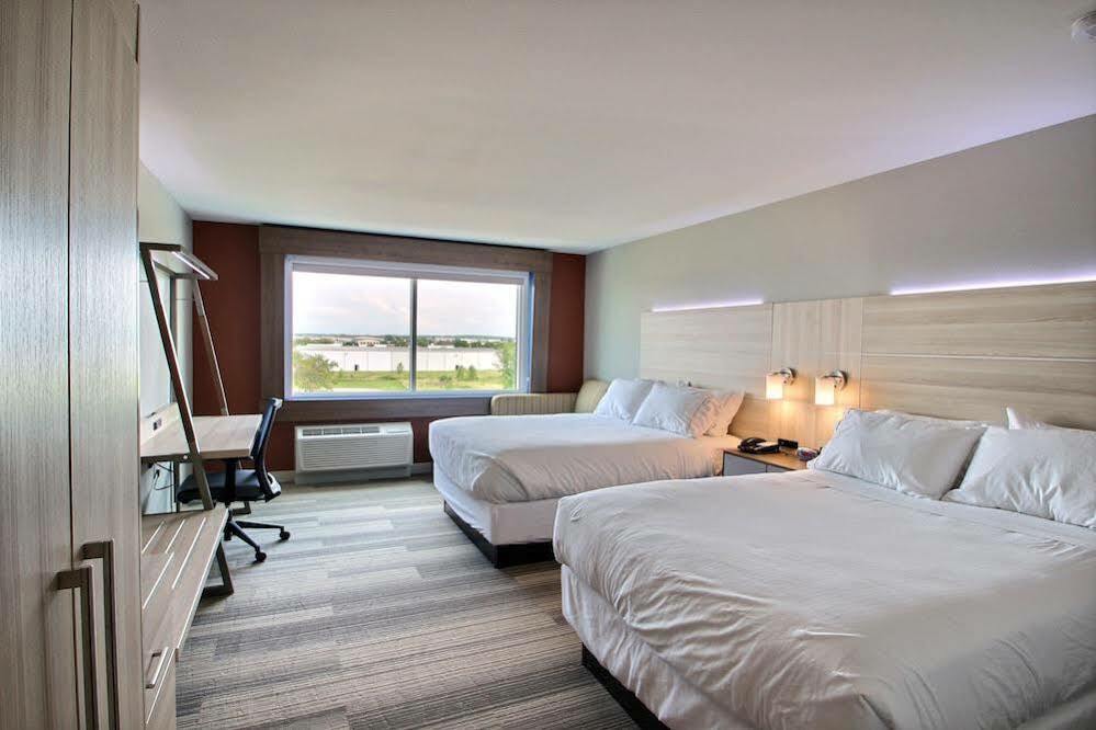 Holiday Inn Express & Suites Fond Du Lac By Ihg Exteriér fotografie